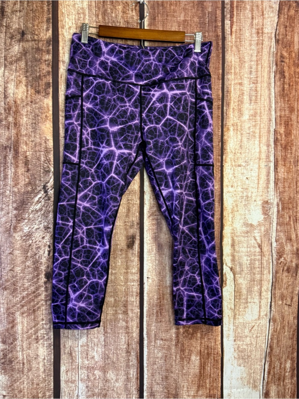 CVG NWOT Leggings